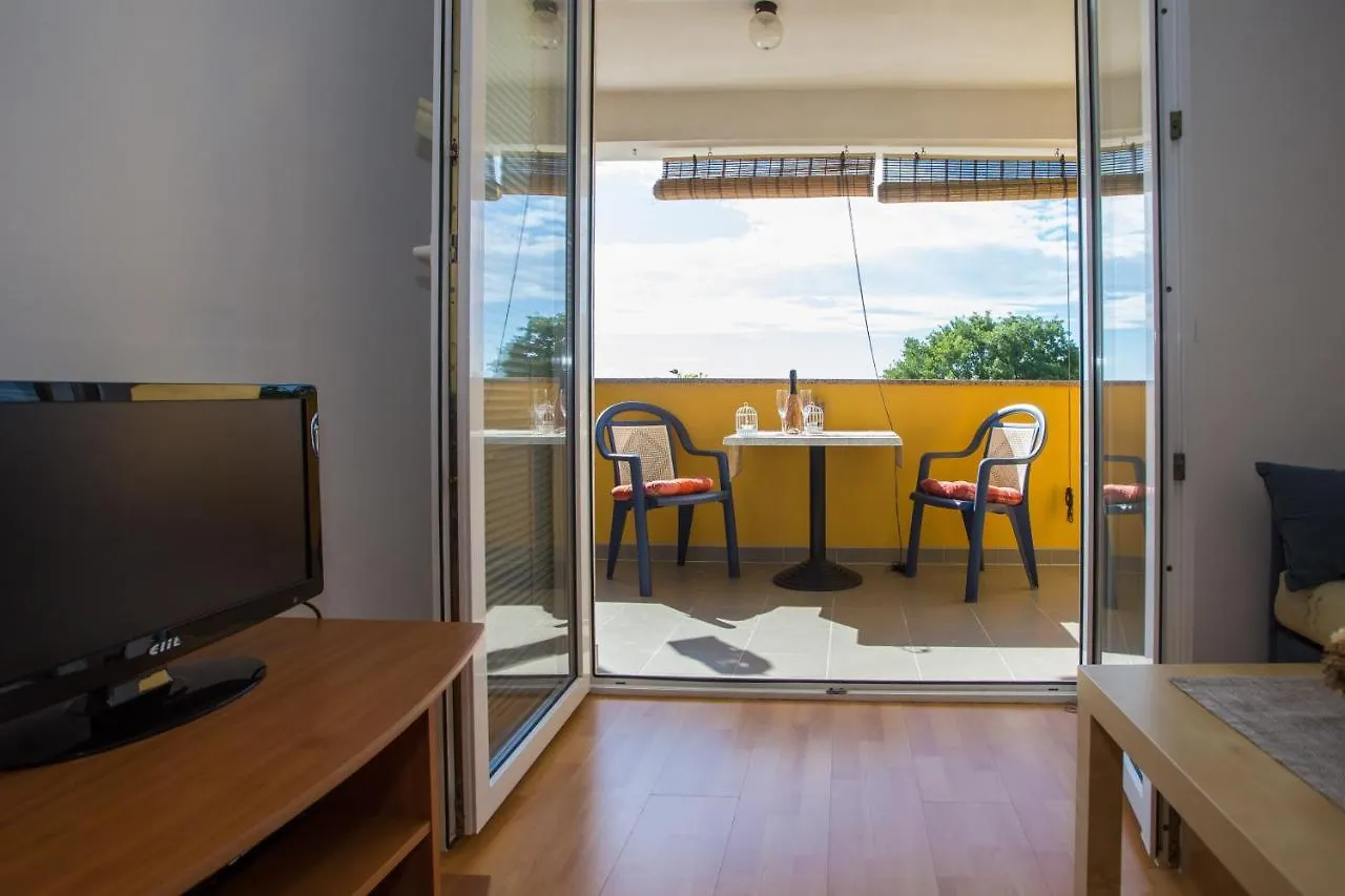 דירות ורסאר Apartman Vlado קרואטיה