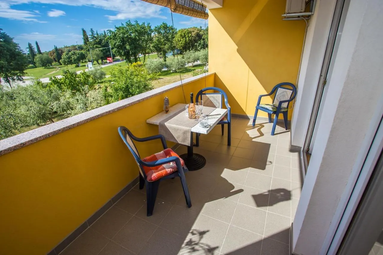דירות ורסאר Apartman Vlado קרואטיה