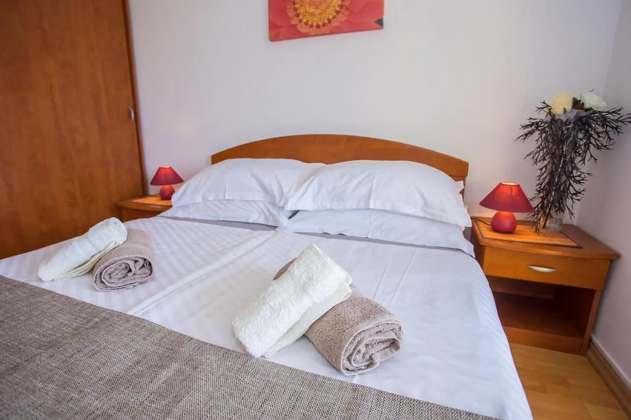 Apartman Vlado Apartment Vrsar