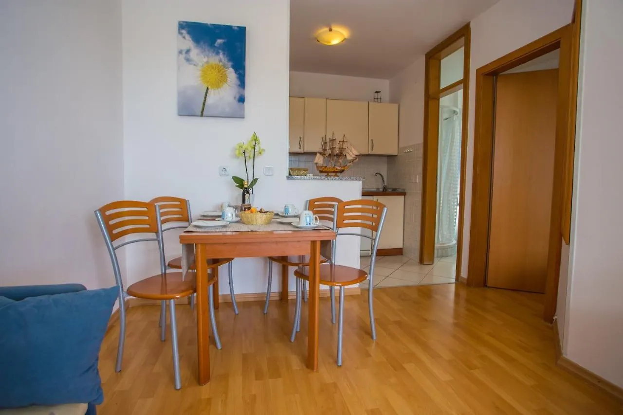 Apartman Vlado Apartment Vrsar