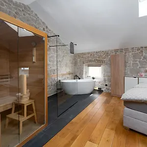  Apartment Casanova