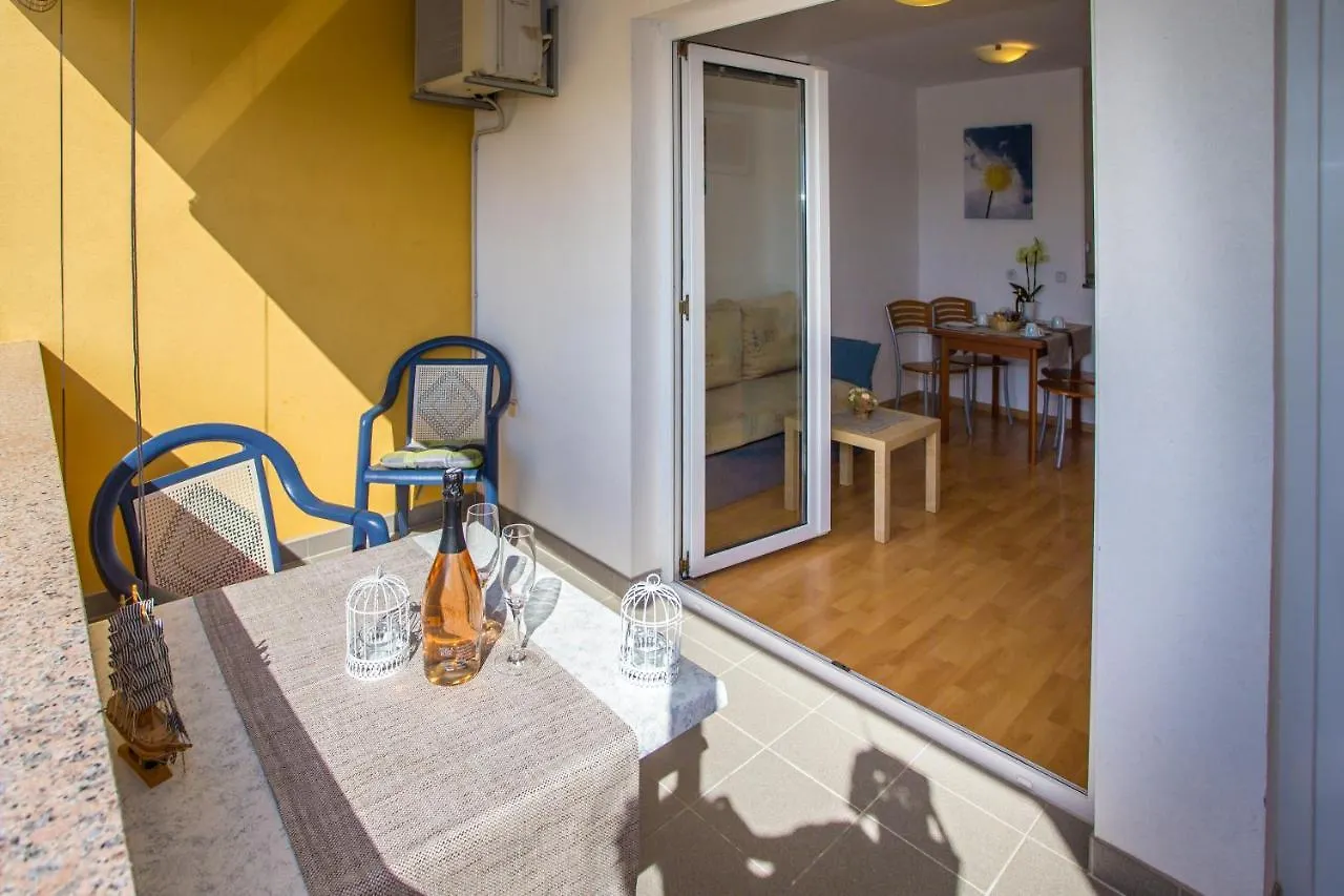 شقة Apartman Vlado فيرسار